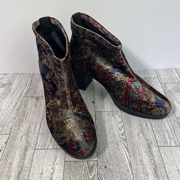 Toni Pons Finley Crushed Velvet Paisley Ankle Boots Shoes Women's 6.5 Booties - Picture 3 of 17